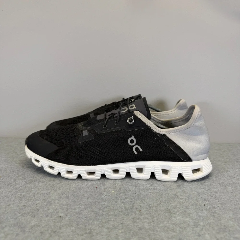 On Running Cloudswift Mens Shoes Size 10  Black White Low Top Athletic Sneakers